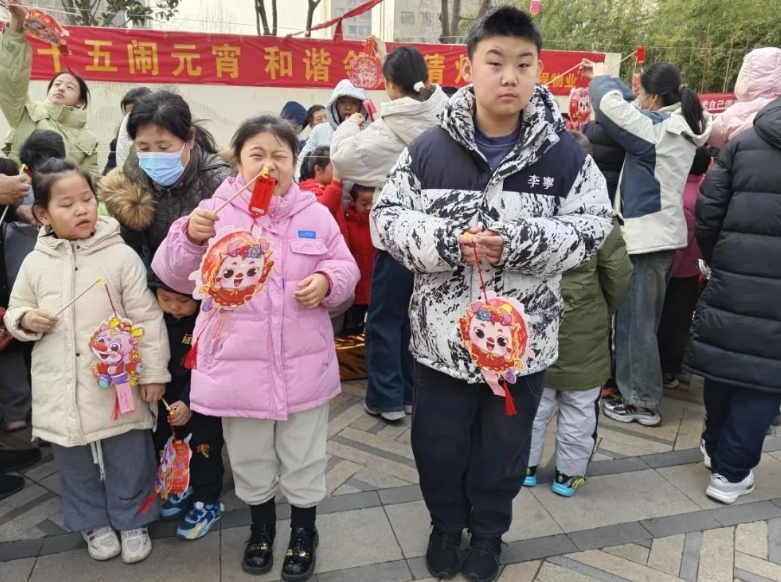 【家团圆·庆元宵】腾程物业公司开展元宵节主题活动