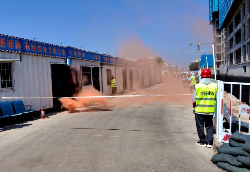 【以练筑防 共守安全】亿丰公司开展安全生产月消防实战演练活动
