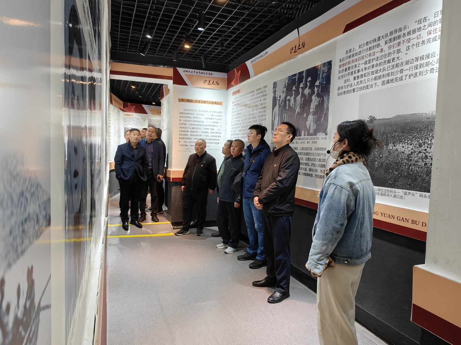 betway88西汉姆联赴滕州党员干部党性教育基地开展现场教学